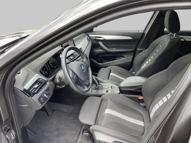 BMW X1 xDrive20d PA Sportsitze - Samsaru's Car Outlet