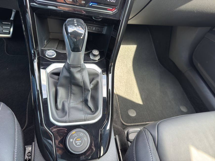 Volkswagen T-Roc 2.0 TSI OPF 4M DSG - Samsaru's Car Outlet