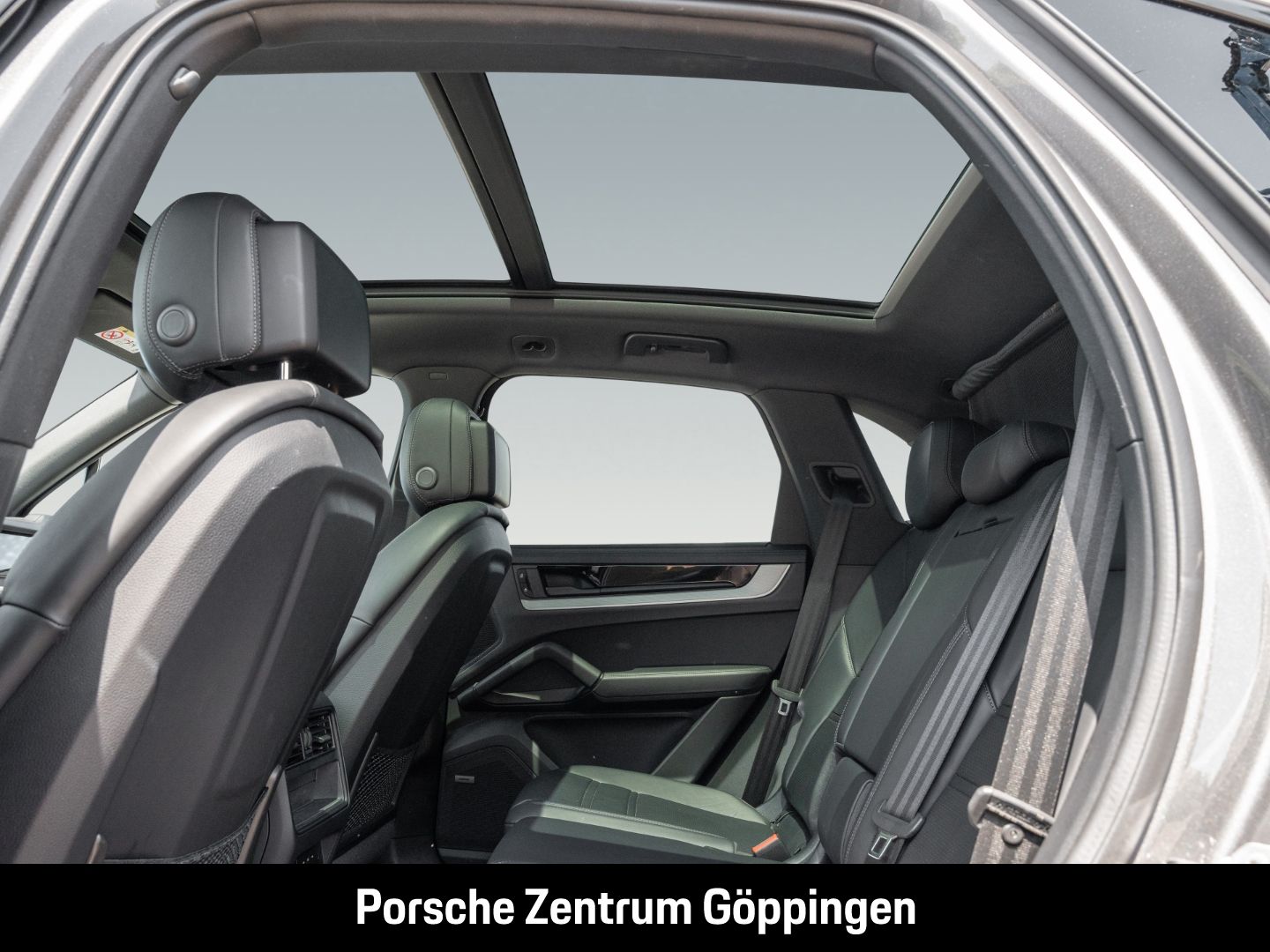 Porsche Cayenne E-Hybrid Sport-Chrono Panoramadach LED