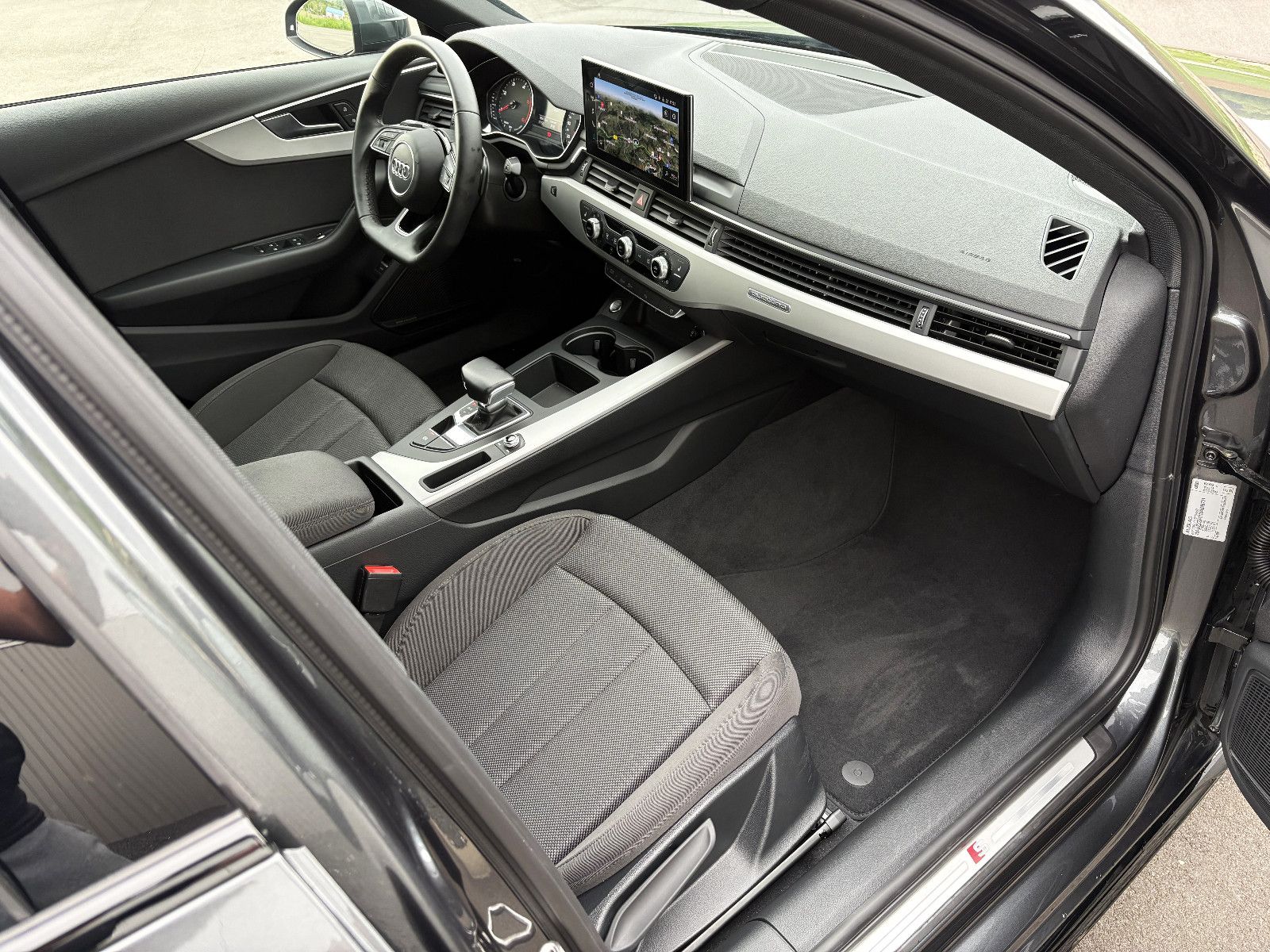 Audi A4 40 TDI Quattro;S-line;Competition;LED;B&G;Nav