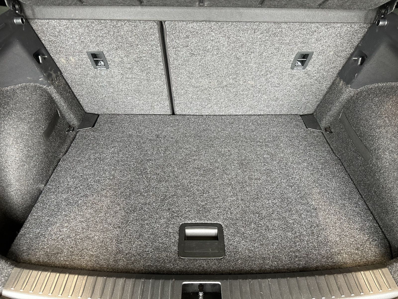 Seat Arona 1,0TSI DSG FR 18´´AHK Alcant. Full LED NAV