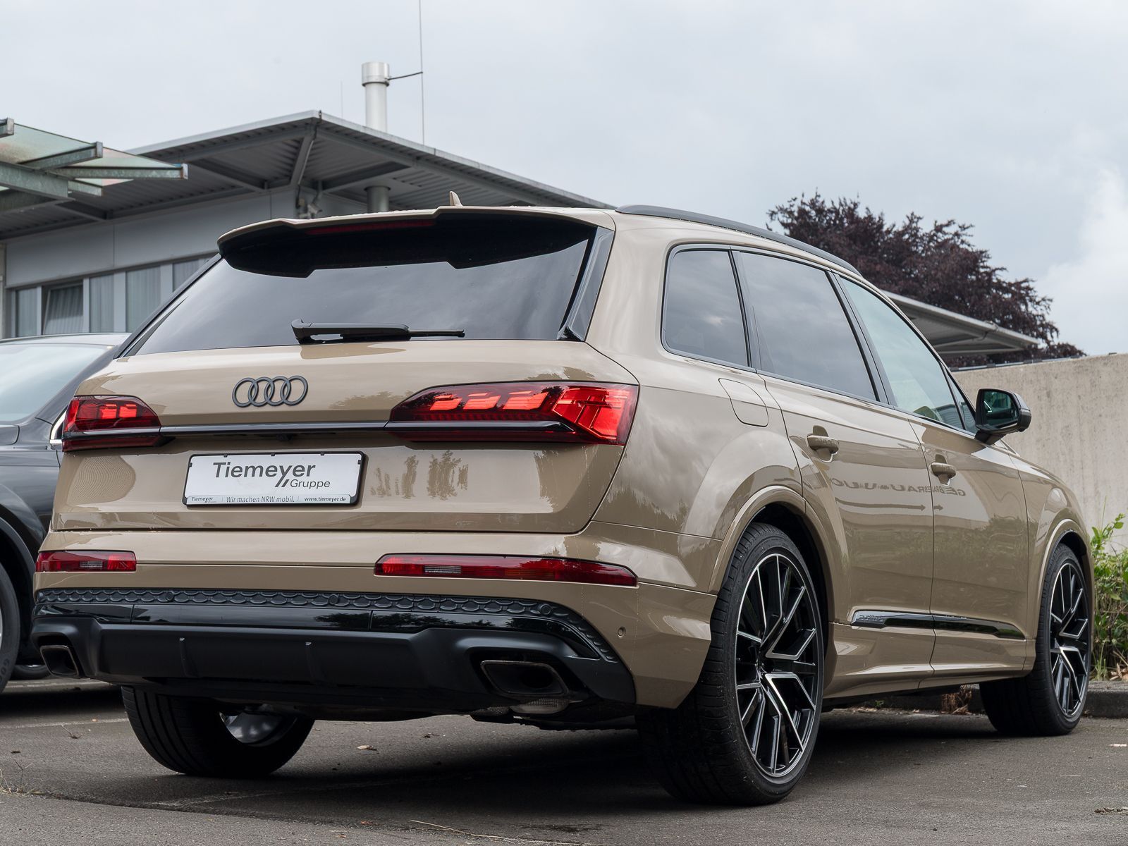 Audi Q7 45 TDI Q 2x S LINE 7SITZE LM22 MASSAGE STHZG