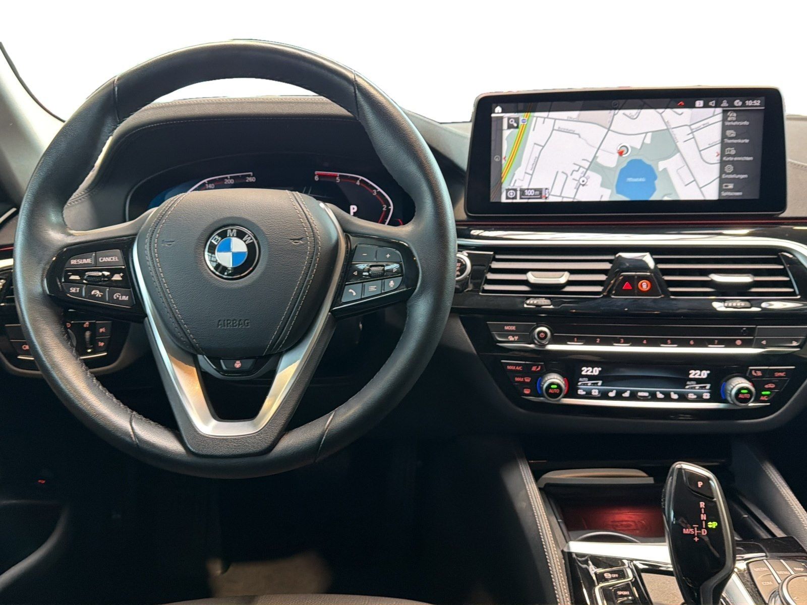 BMW 520d Touring Luxury Line Luxury Line | AHK Laser