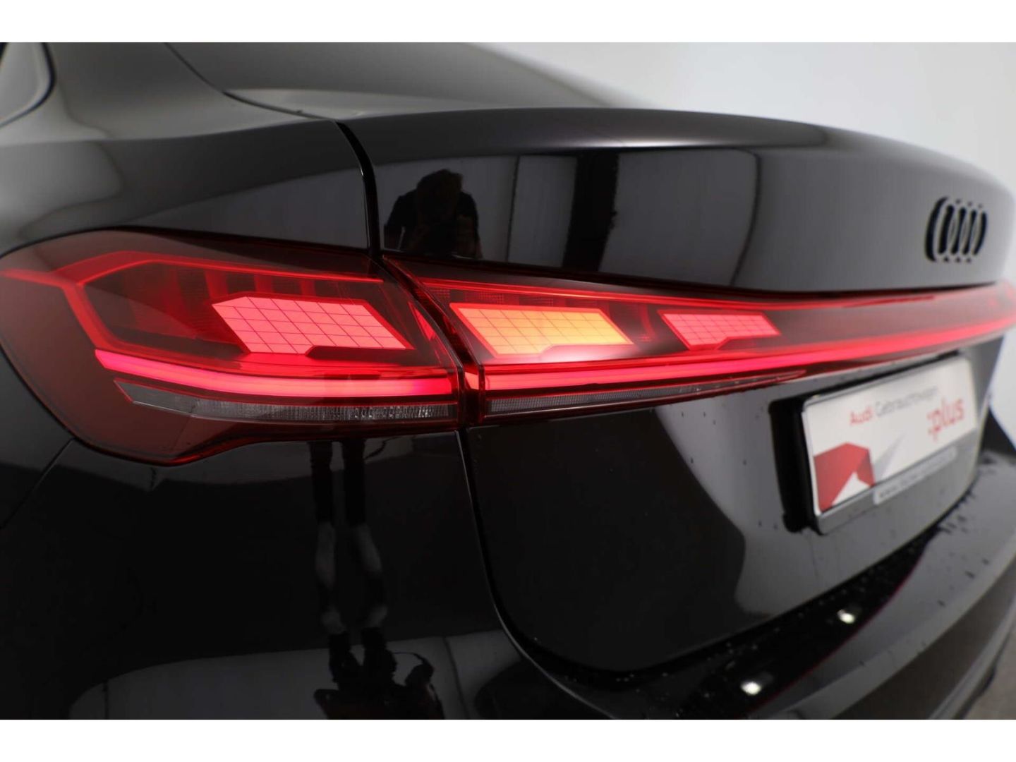 Audi A5 Limousine e-hybrid quattro S line B&O/HUD/LED