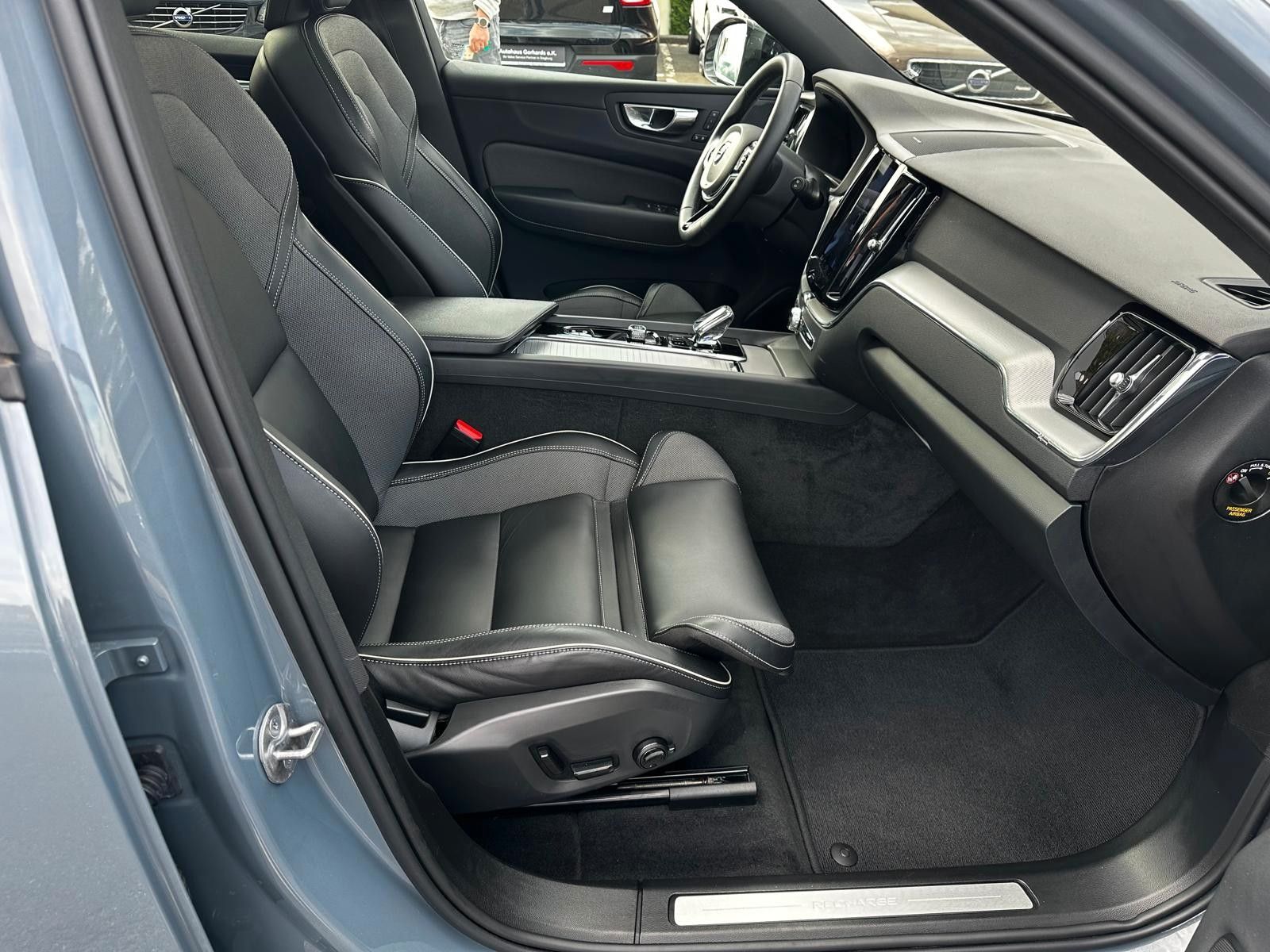 Volvo XC60 T6 AWD L RANG Plugin Plus GooglePANO360°STH