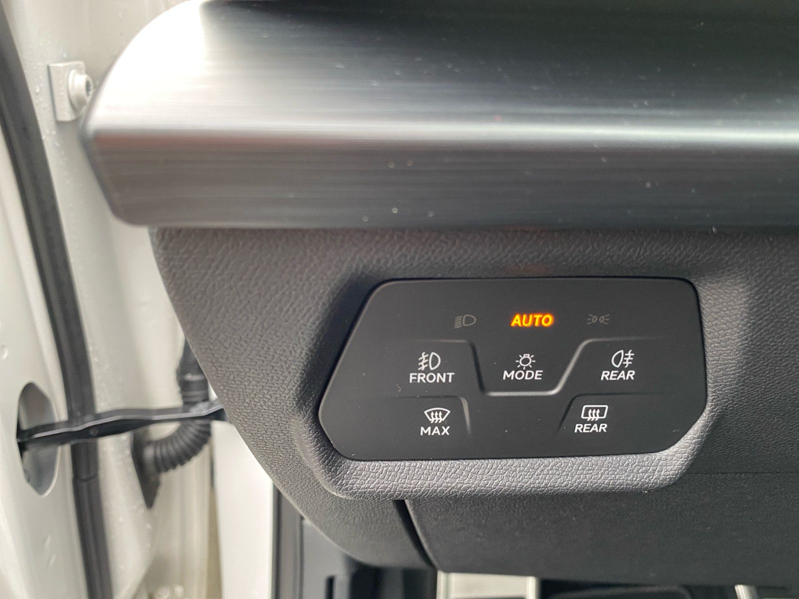 Cupra Formentor 1.4 e-HYBRID DSG VZ LED AHK Pano Navi