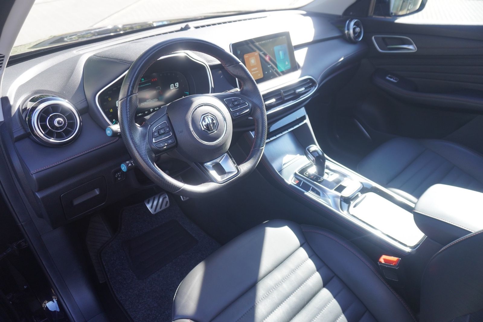 MG HS 1.5 T-GDI Luxury Aut. LED Navi Pano 360°