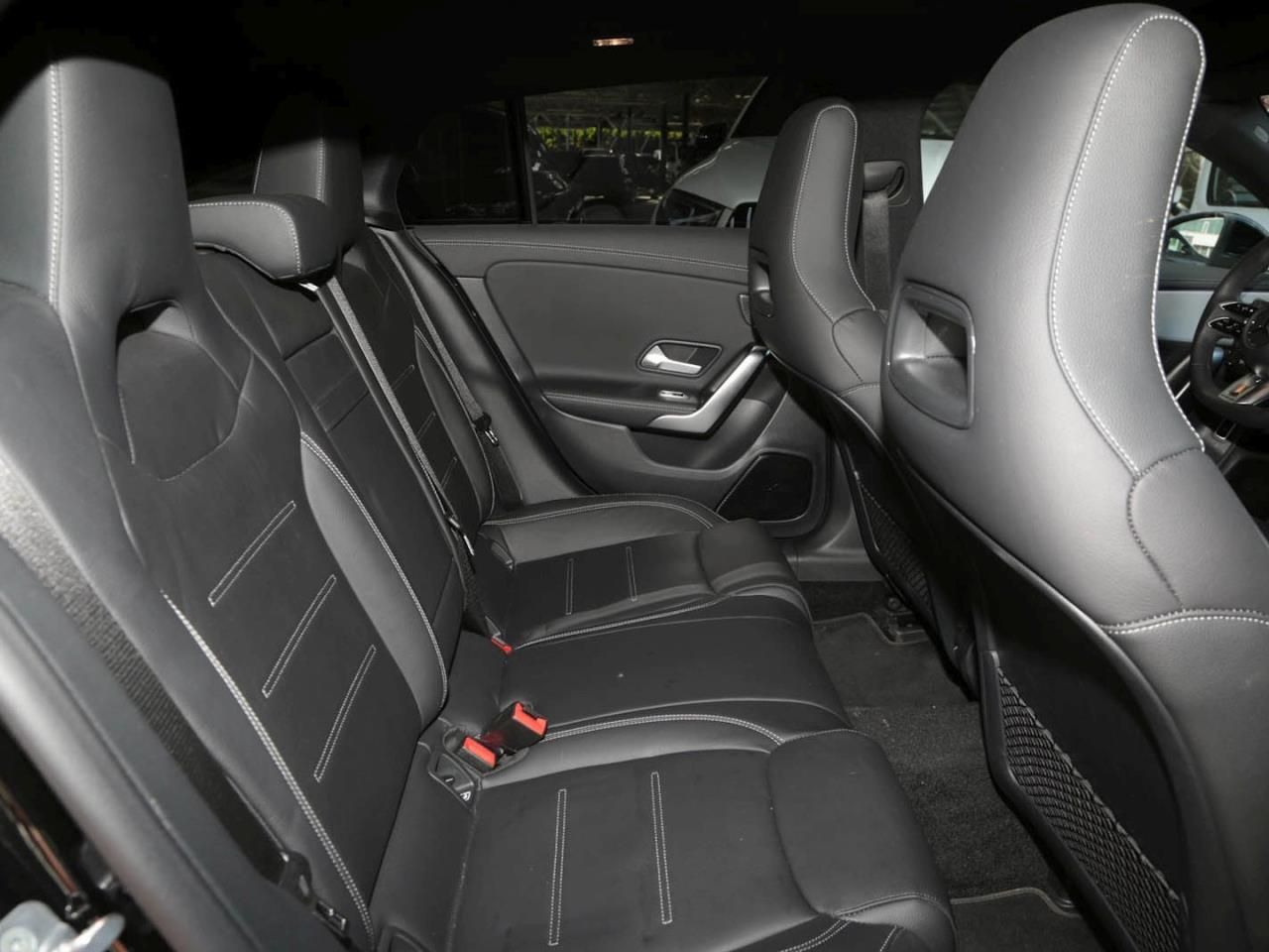 Mercedes-Benz CLA 35 AMG 4M - Samsaru's Car Outlet