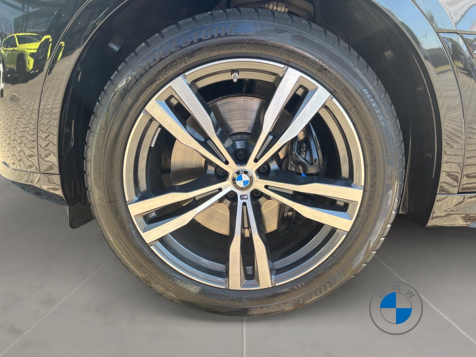 BMW X7 M60i xDrive Autobahnas Pano Sky AHK Sthzg H/K