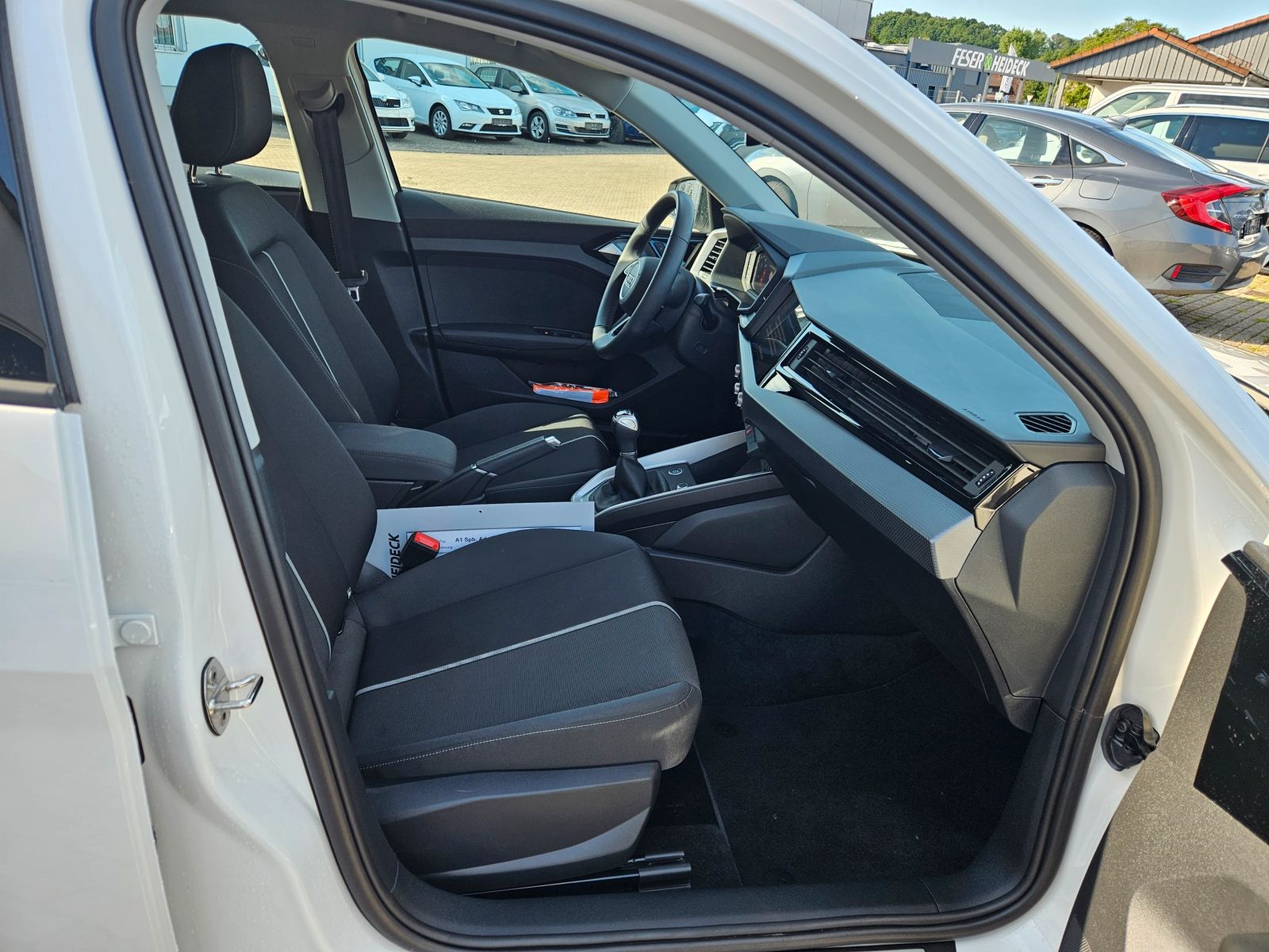 Audi A1 Sportback Advanced 25 TFSI - Samsaru's Car Outlet