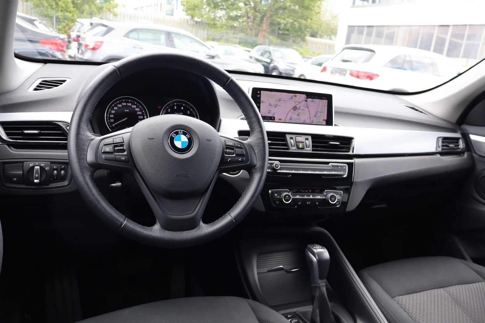 BMW X1 xDrive 25 e Advantage - Samsaru's Car Outlet