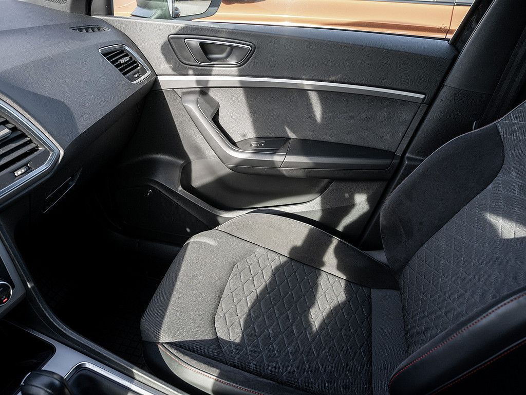 Seat Ateca 2.0 TSI FR 4Drive DSG AHK Kam Beats Navi