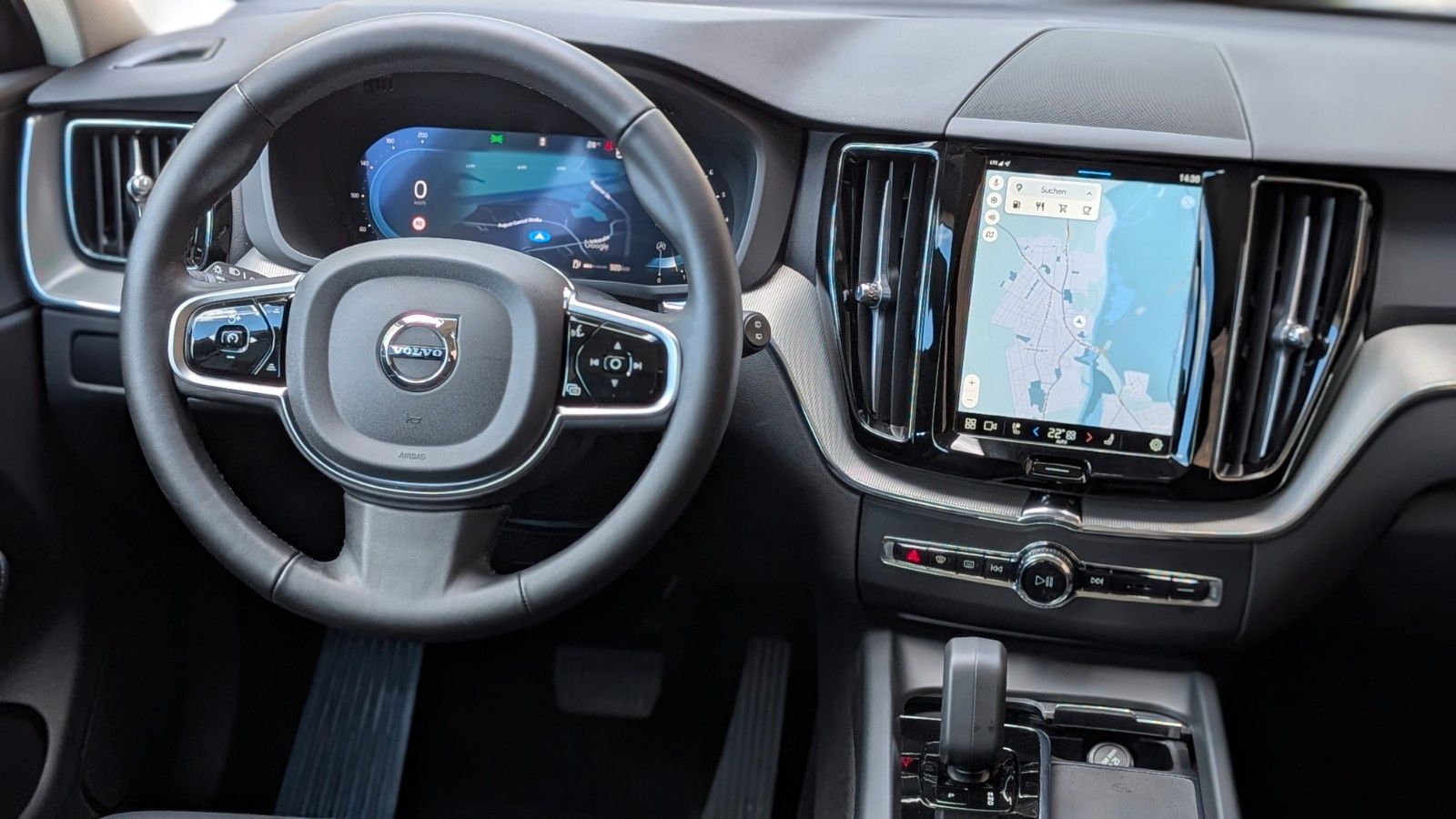 Volvo XC 60 B5 Plus Dark AWD - Samsaru's Car Outlet