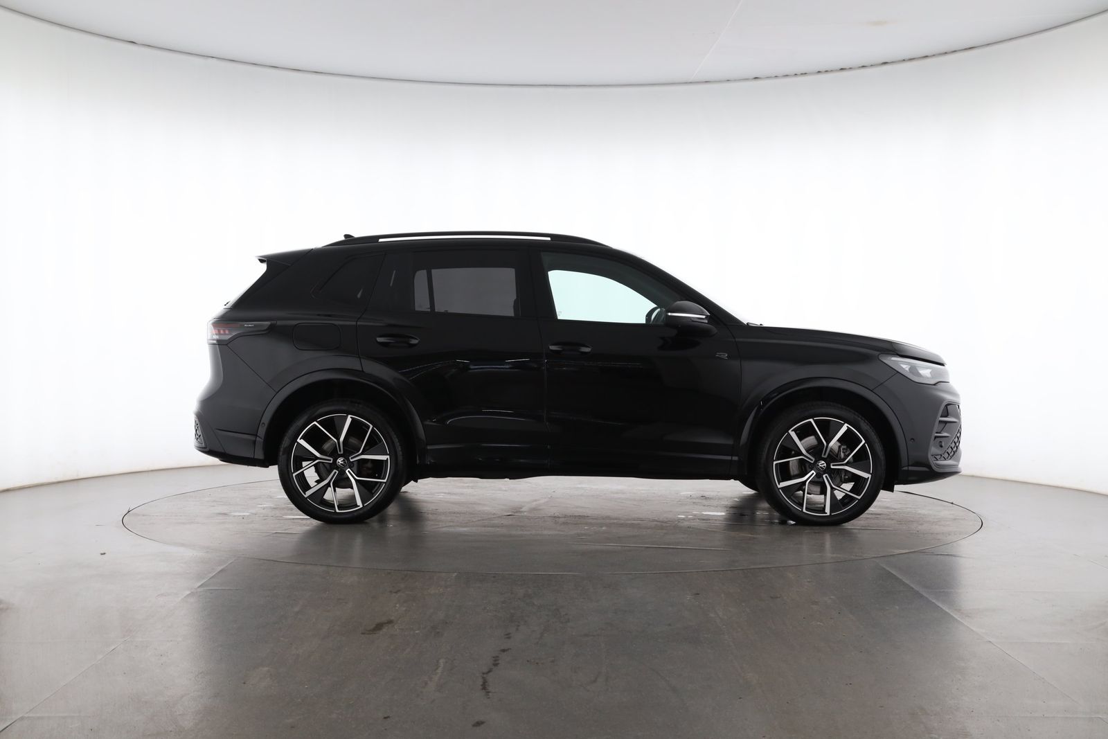 Volkswagen Tiguan 2.0 TDI DSG 4MOTION R-Line BLACK STYLE