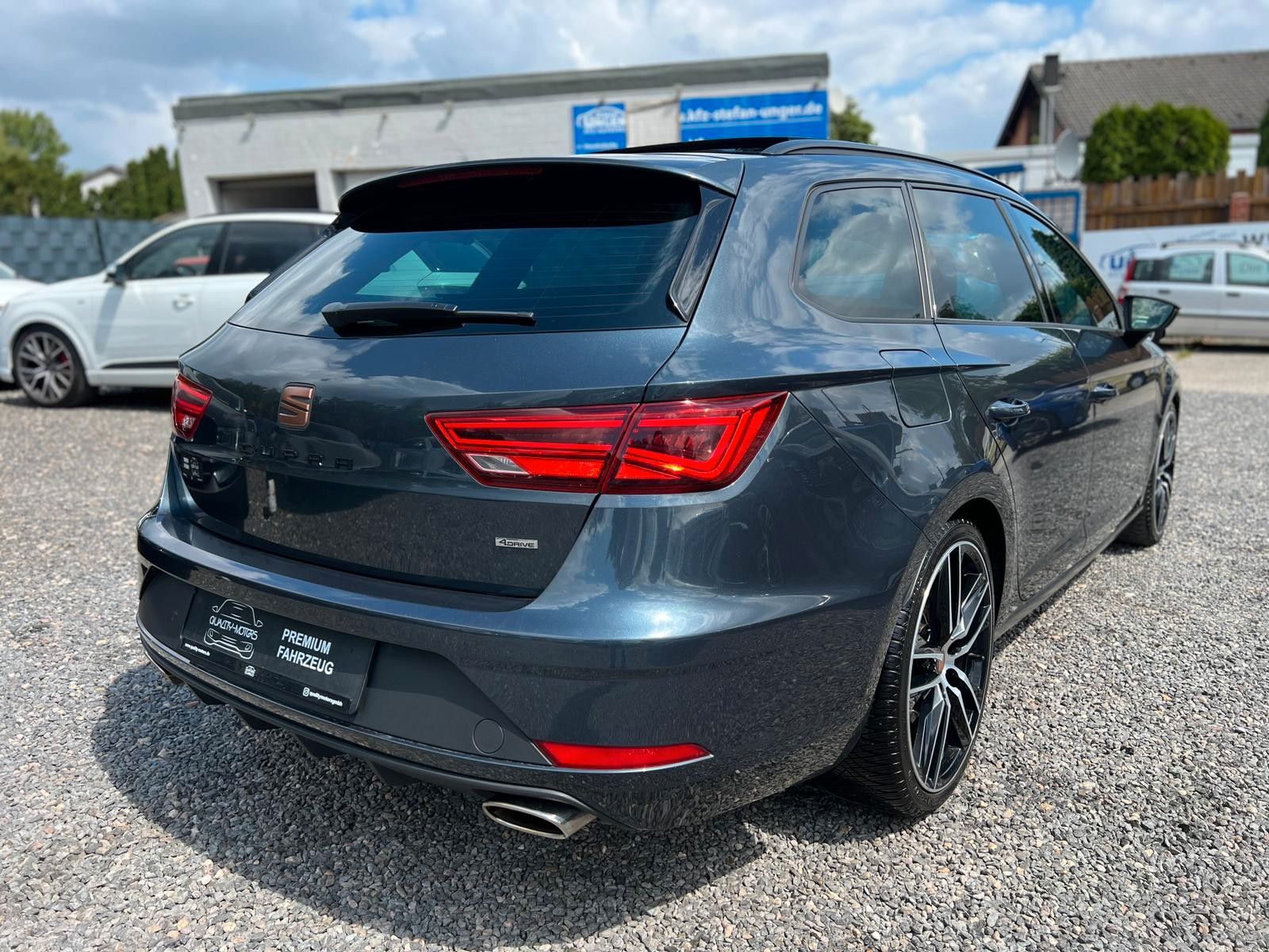 Cupra LEON 300 4DRIVE - Samsaru's Car Outlet