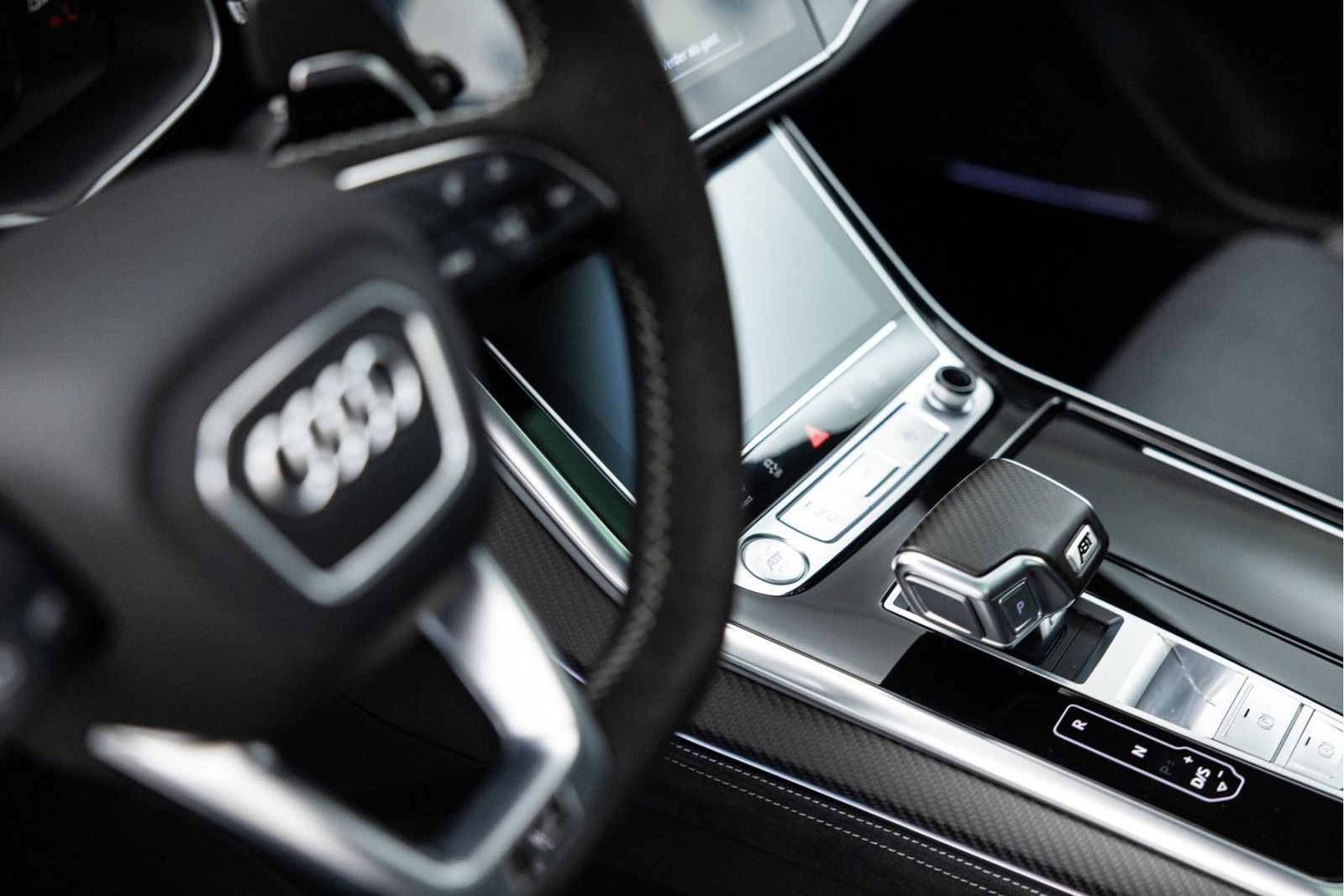 Audi RSQ8 4.0 TFSI 760 PK ABT Legacy Edition 1/125 |