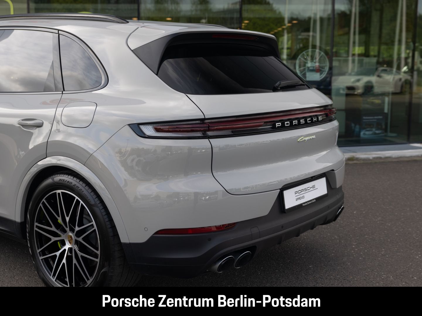 Porsche Cayenne E-Hybrid BOSE InnoDrive Panoramadach LED