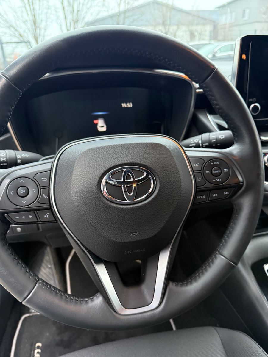 Toyota Corolla Touring Sports Hybrid Team D - Samsaru's Car Outlet