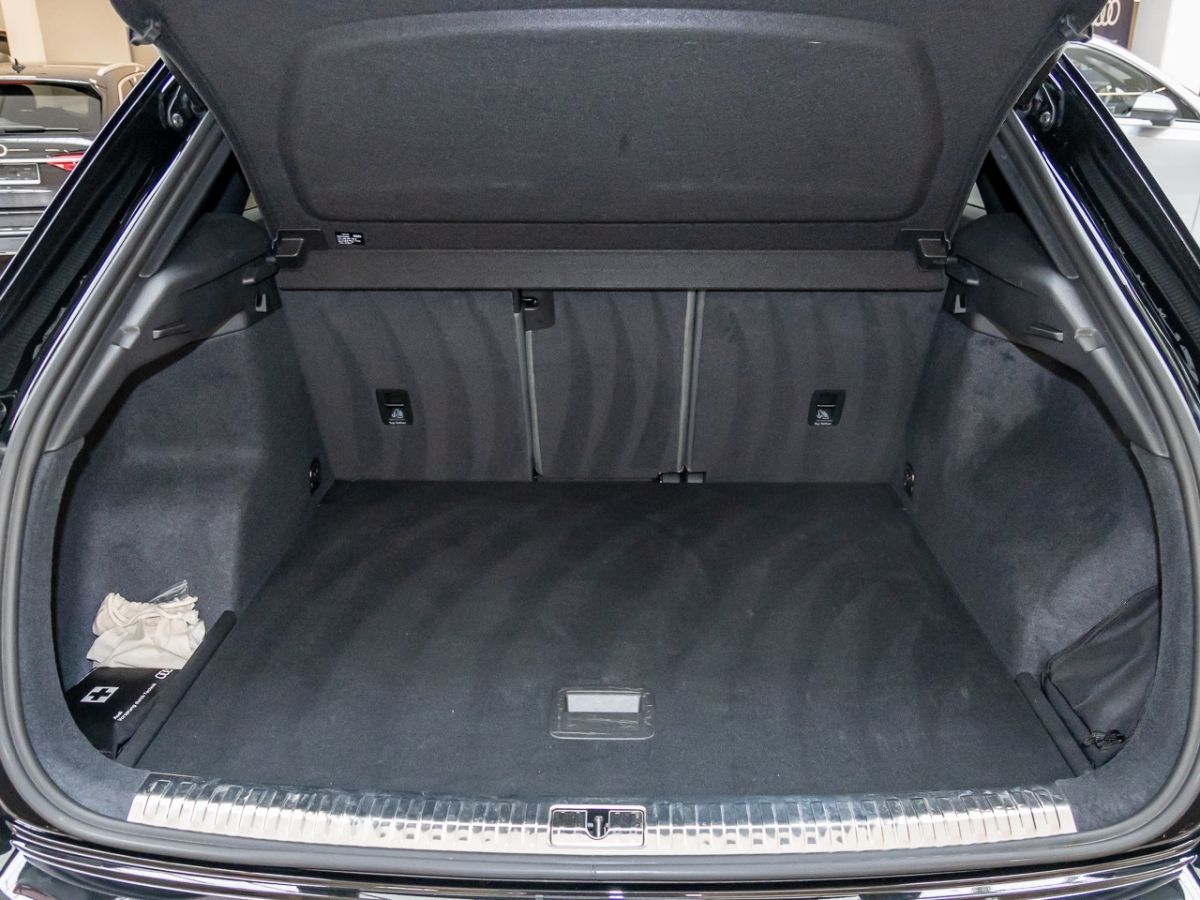 Audi Q3 35 TDI quattro S tronic - Samsaru's Car Outlet