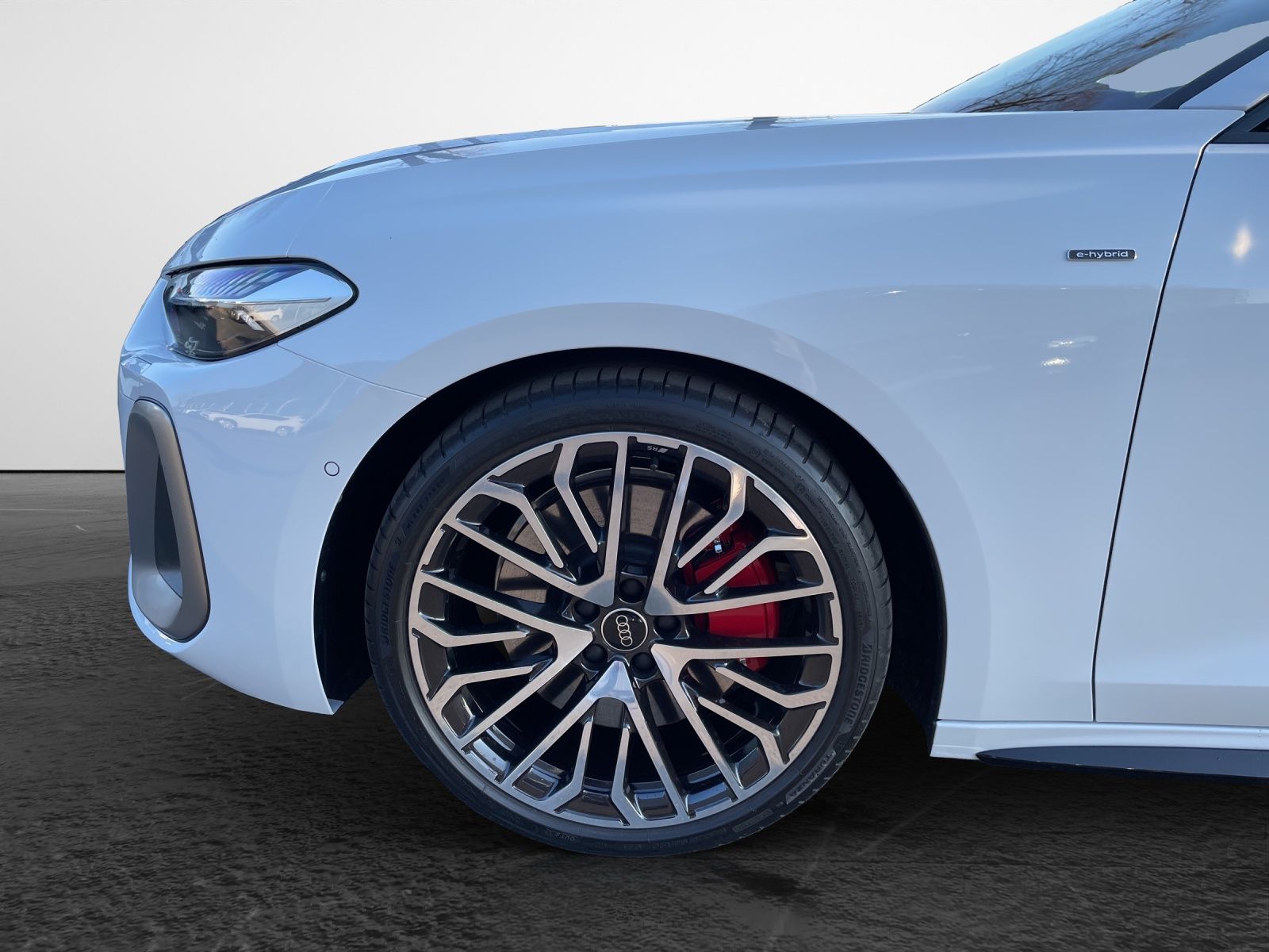 Audi A5 Avant TFSI e-hybrid S tronic quattro s line e