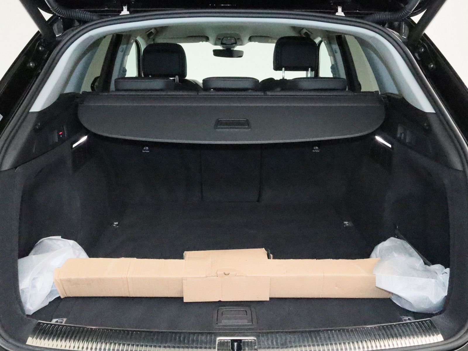 Audi Q5 40 TDI quattro advanced - Samsaru's Car Outlet
