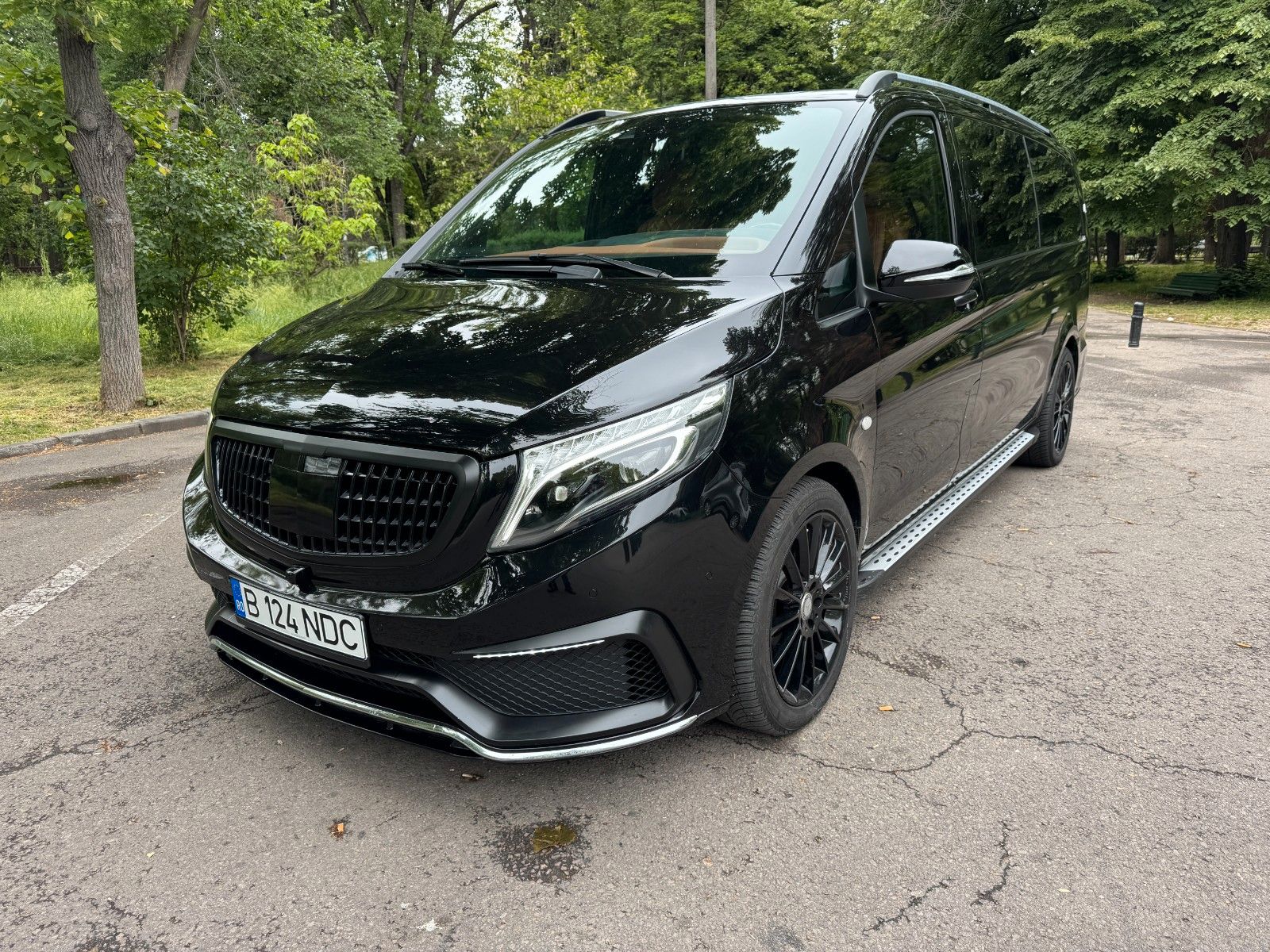 Mercedes-Benz V-Klass Maybach VIP - Samsaru's Car Outlet