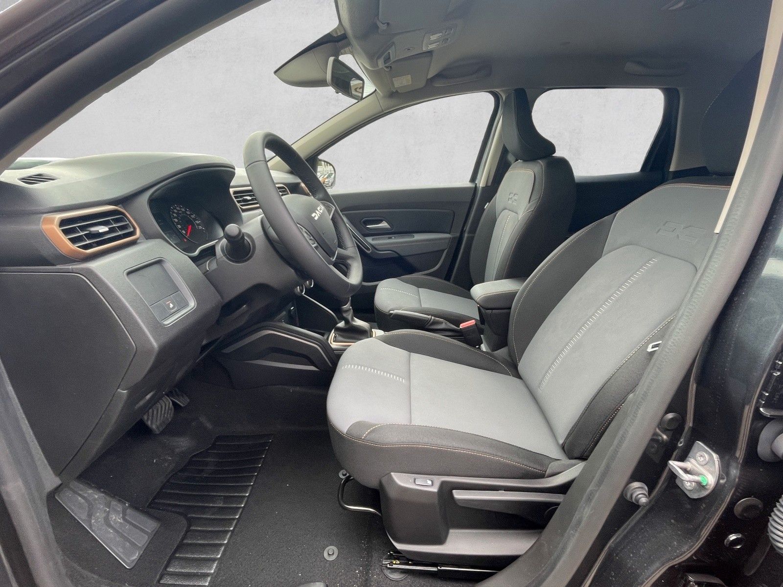 Dacia Duster II Extreme TCe 150 EDC - Samsaru's Car Outlet