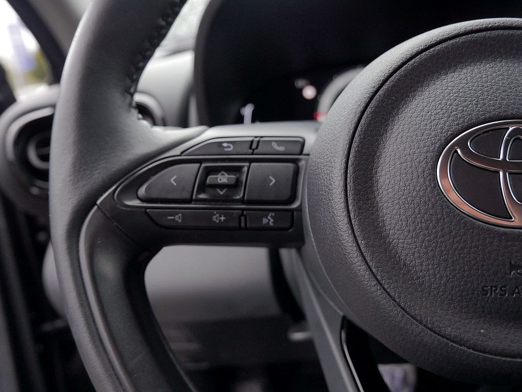 Toyota Yaris Hybrid Style Comfort PDC ACC LED KAMERA