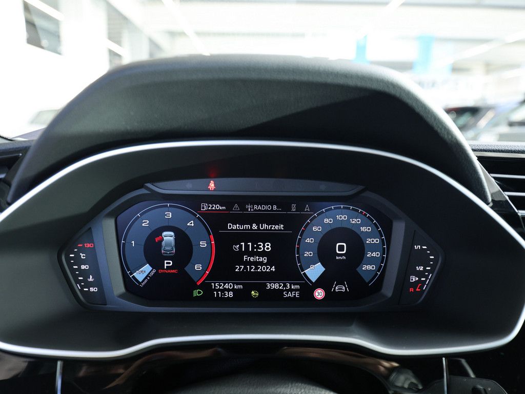 Audi Q3 advanced 35 TDI quattro S tronic - Samsaru's Car Outlet
