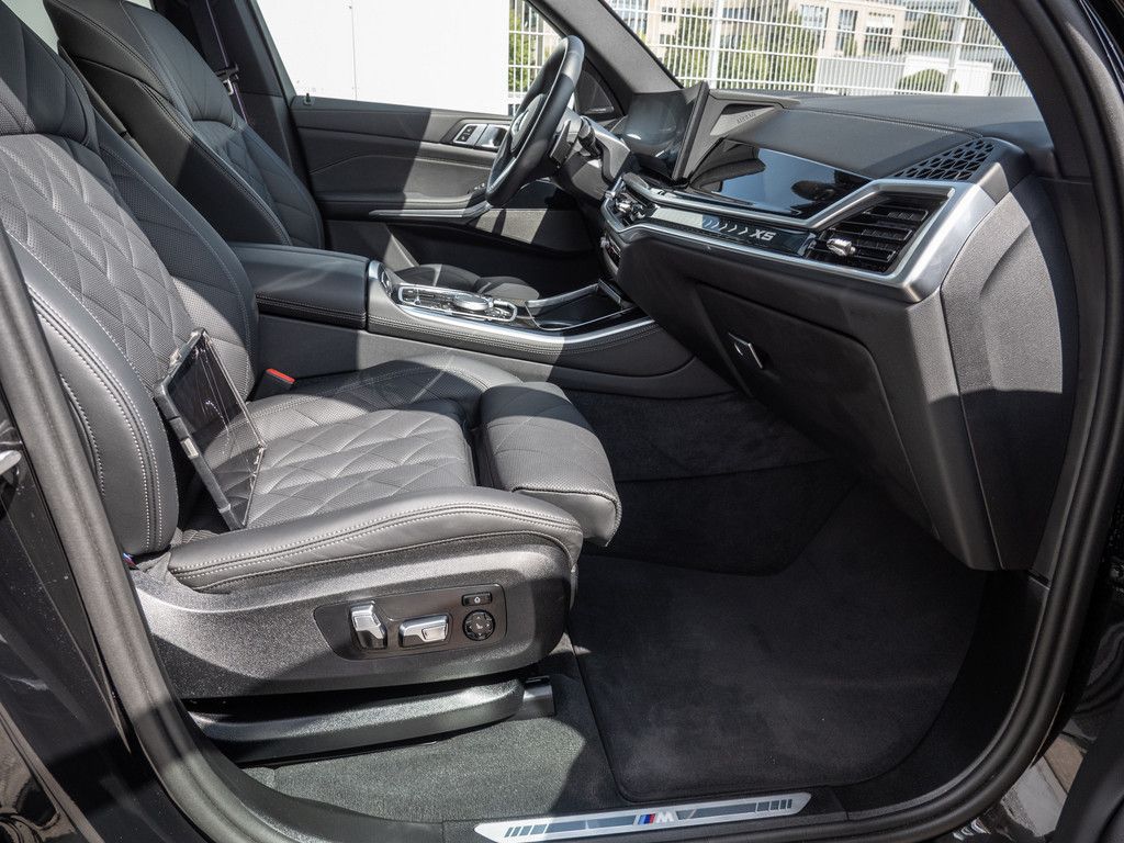 BMW X5 xDrive 30d M-Sport Pro INDIVIDUAL+LUTFEDERUNG
