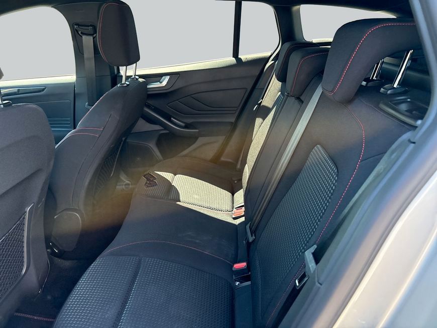 Ford Focus Turnier 1.0 EcoBoost Hybrid Aut. ST-LINE X
