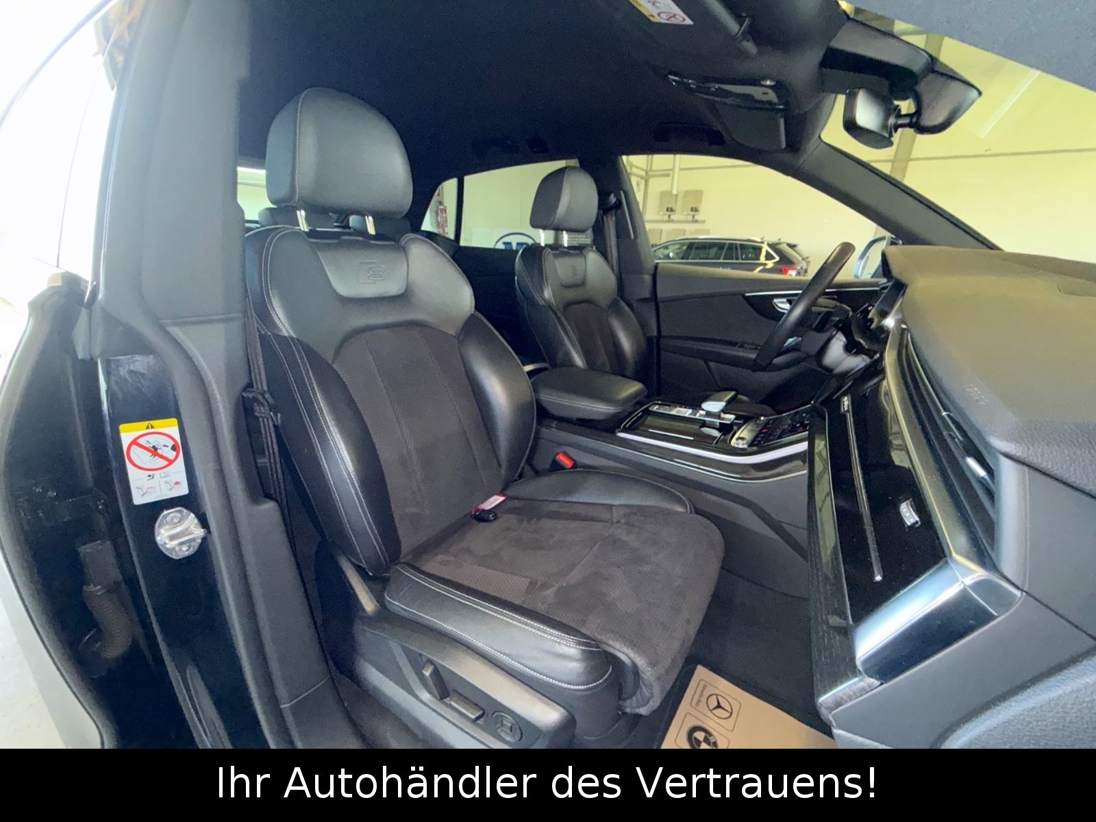Audi Q8 50 TDI quattro S-Line - Samsaru's Car Outlet