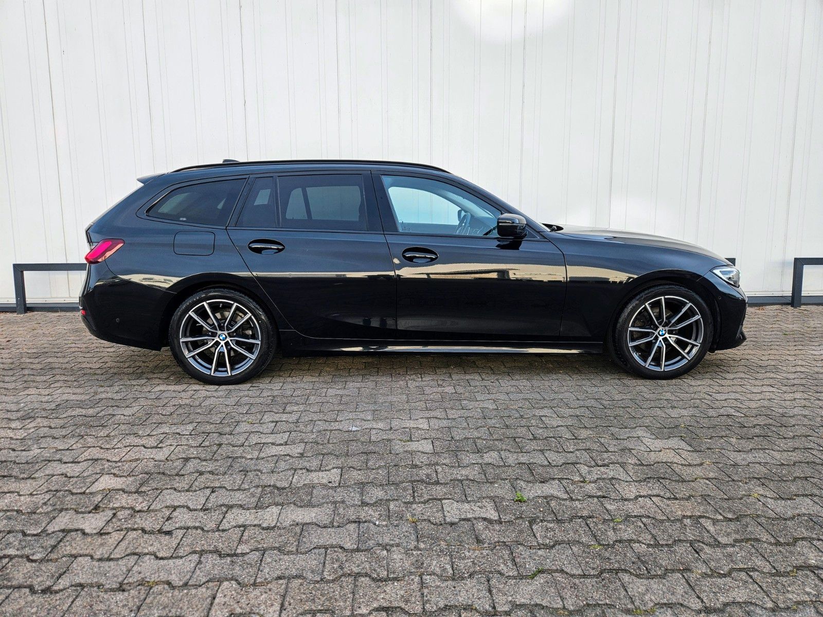 BMW 320d TOUR SPORT LINE - Samsaru's Car Outlet