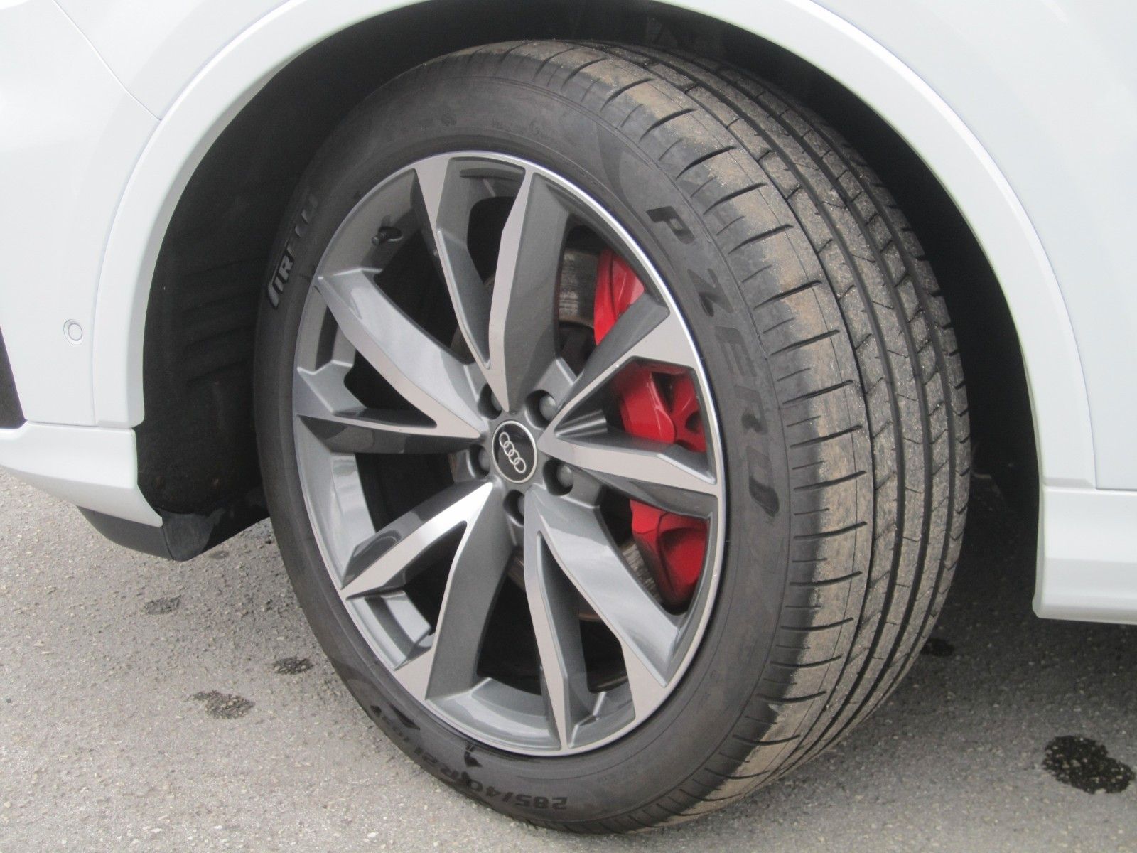 Audi Q7 50 TDI quattro competition plus 7-Sitzer