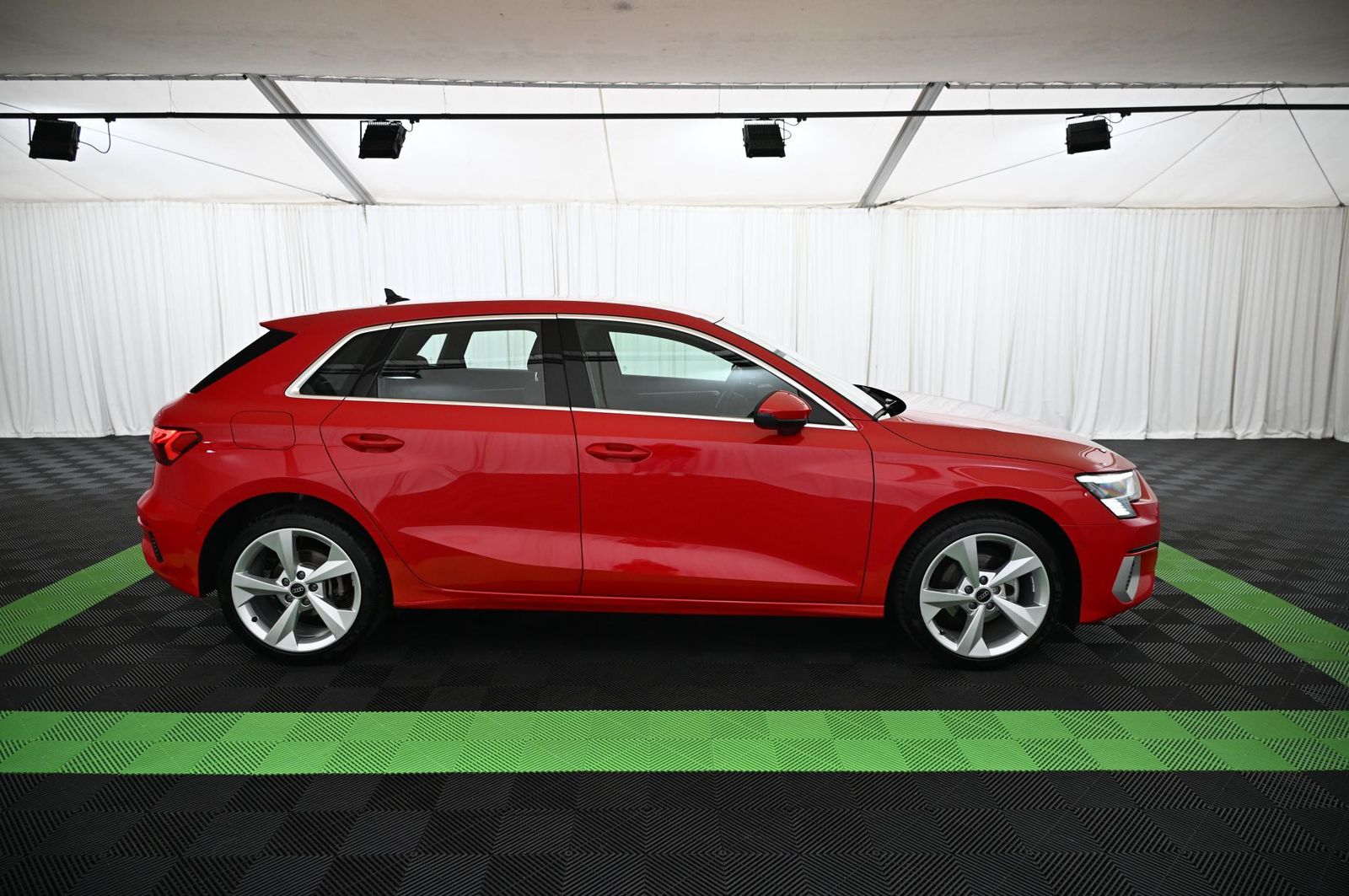 Audi A3 Sportback 35 TFSI Design-Luxe MATRIX/MMI+/18