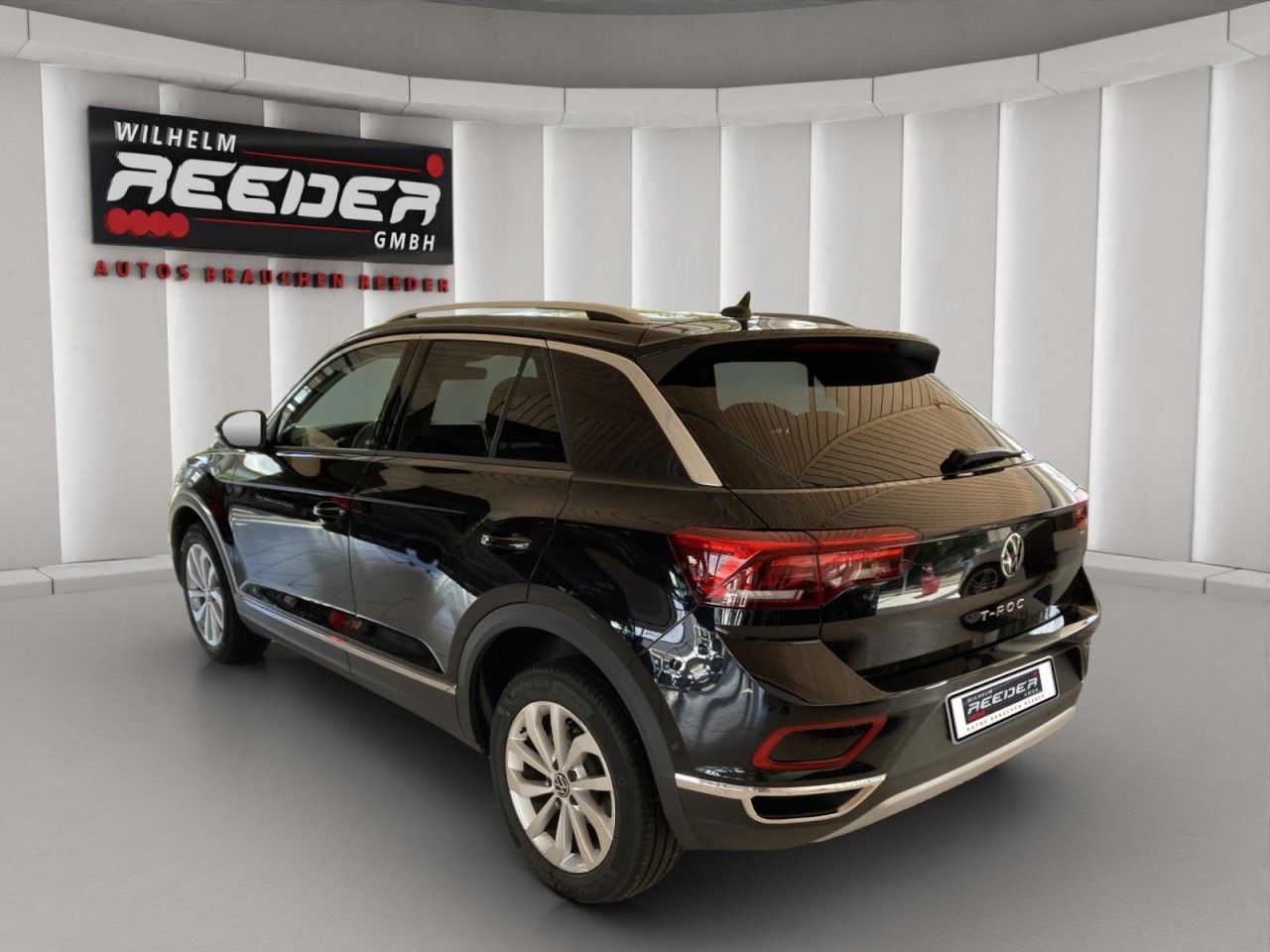 Volkswagen T-Roc 1.0 TSI Style - Samsaru's Car Outlet