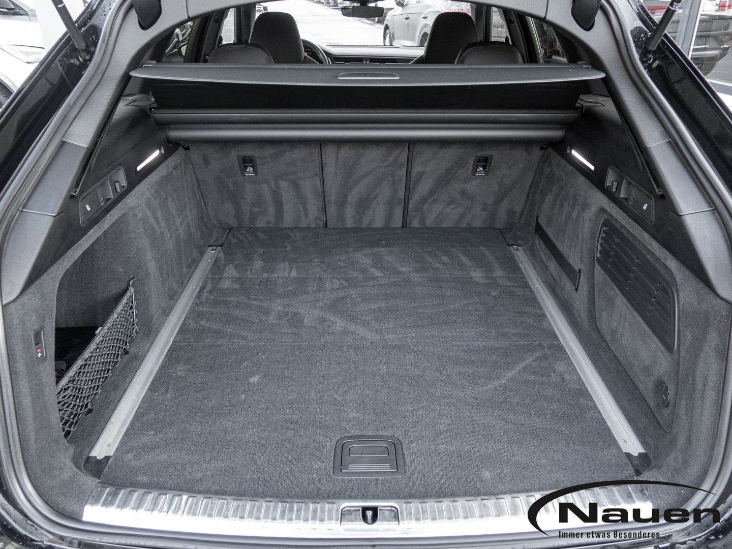 Audi RS6 Avant *AHK*RAUTE*B&O*MATRIX*DYNAMIK*LEDER*