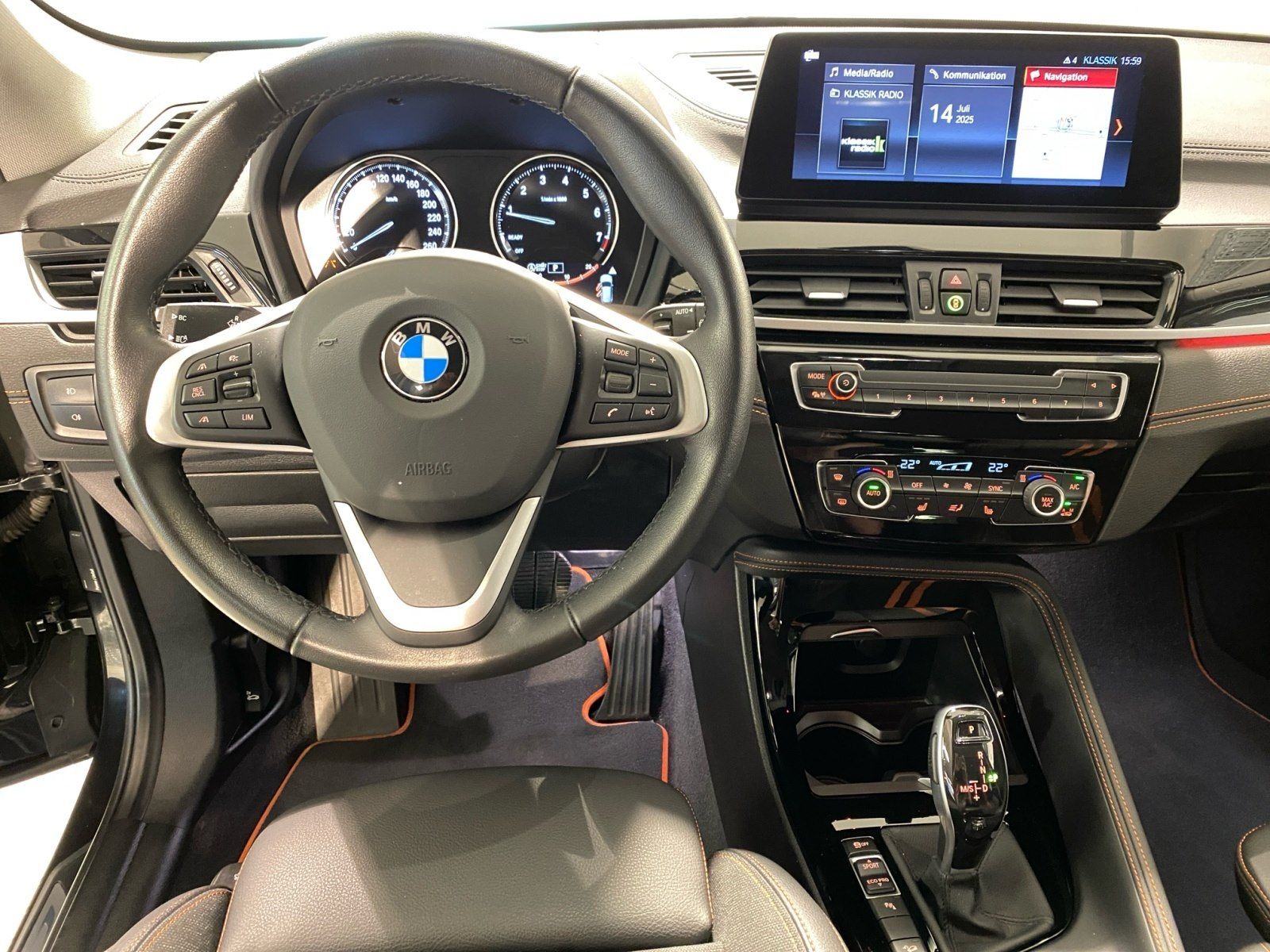 BMW X1 xDrive20i Sport Line - Samsaru's Car Outlet