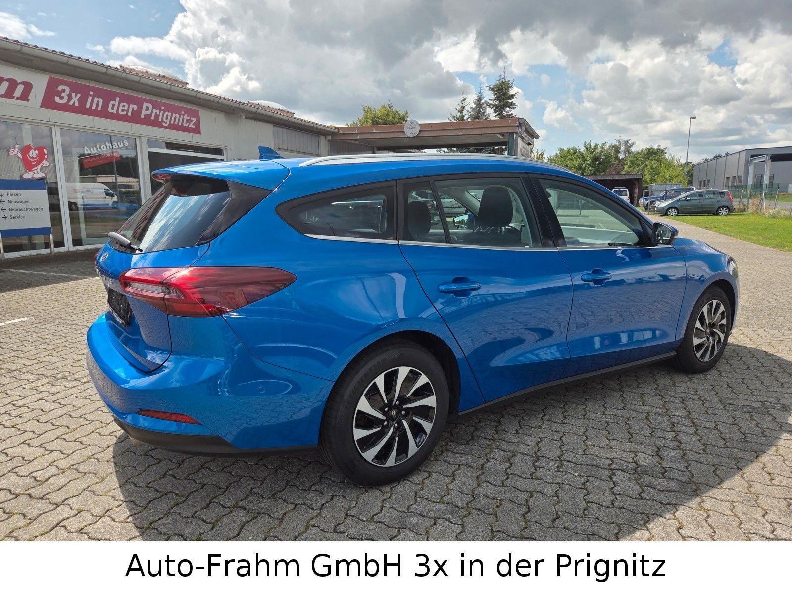Ford Focus Turnier Titanium LED NAVI