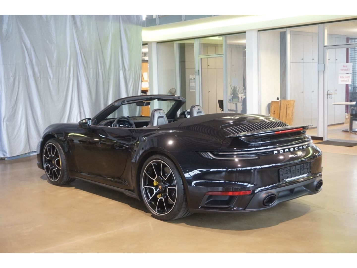 Porsche 911 Turbo S Cabrio*Burmester ACC Sport-AGA Lift
