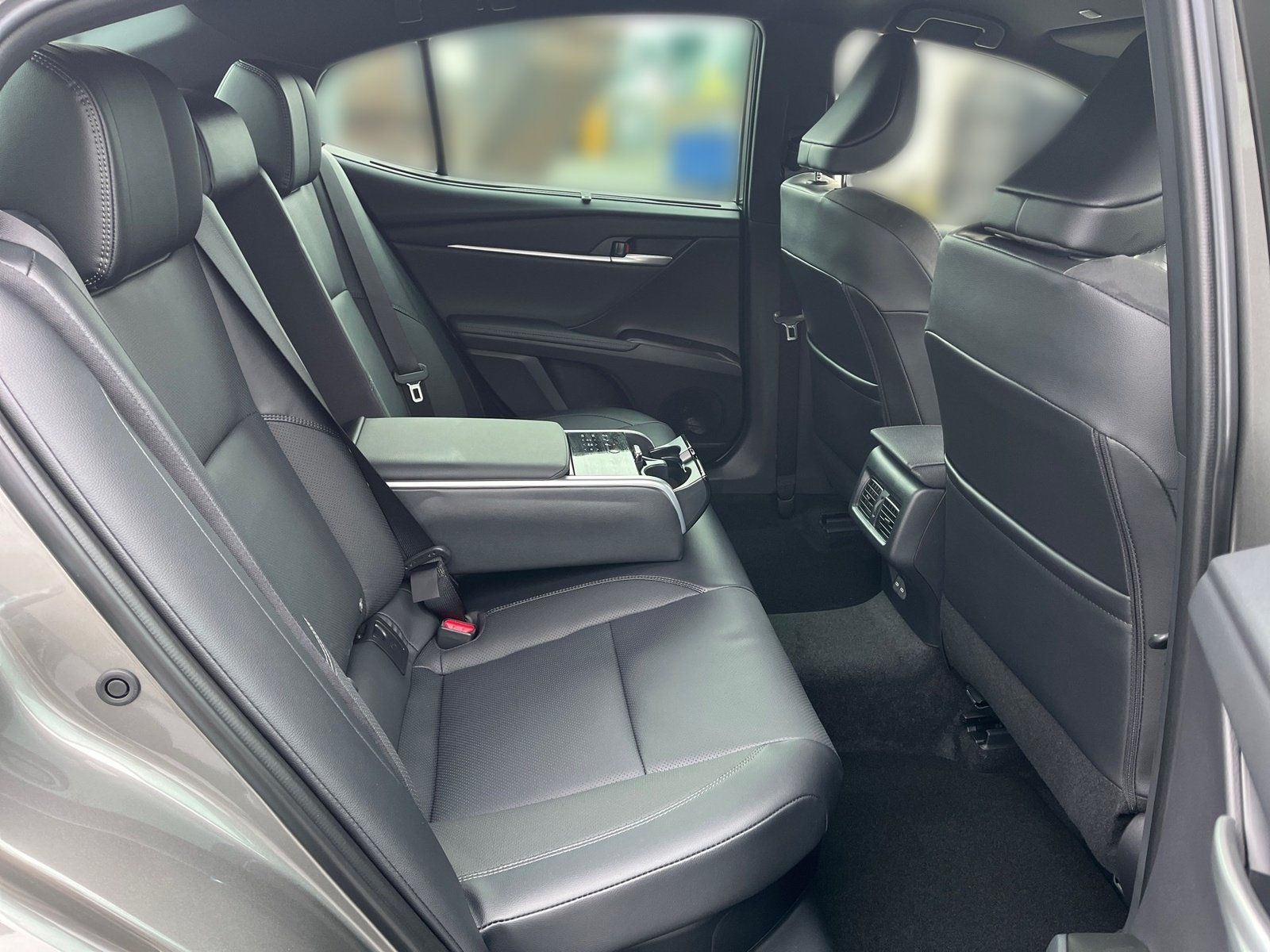 Toyota Camry 2.5 Hybrid Executive Navi+Kamera+LED+Winte