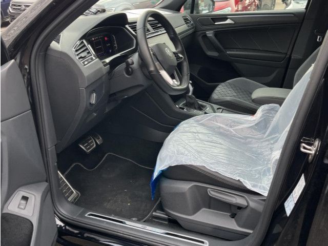Volkswagen Tiguan 2,0TDI DSG 4M R-Line Kamera AHK LED Navi
