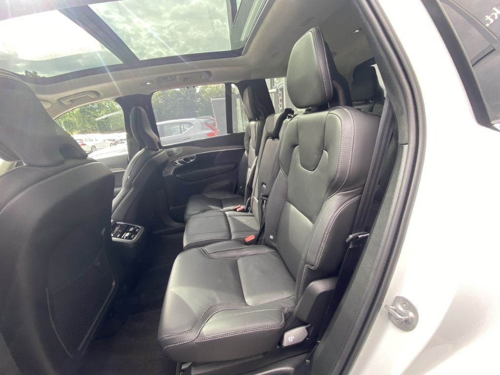 Volvo XC90 Ultimate Bright AWD B5 Diesel - Samsaru's Car Outlet