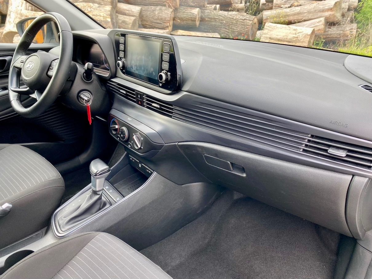 Hyundai i20 - Samsaru's Car Outlet