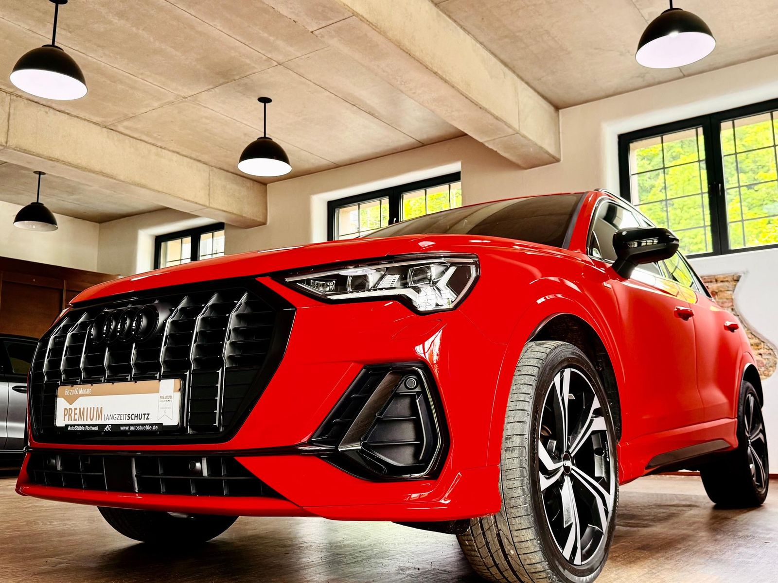 Audi Q3 45 TFSI S line - Samsaru's Car Outlet