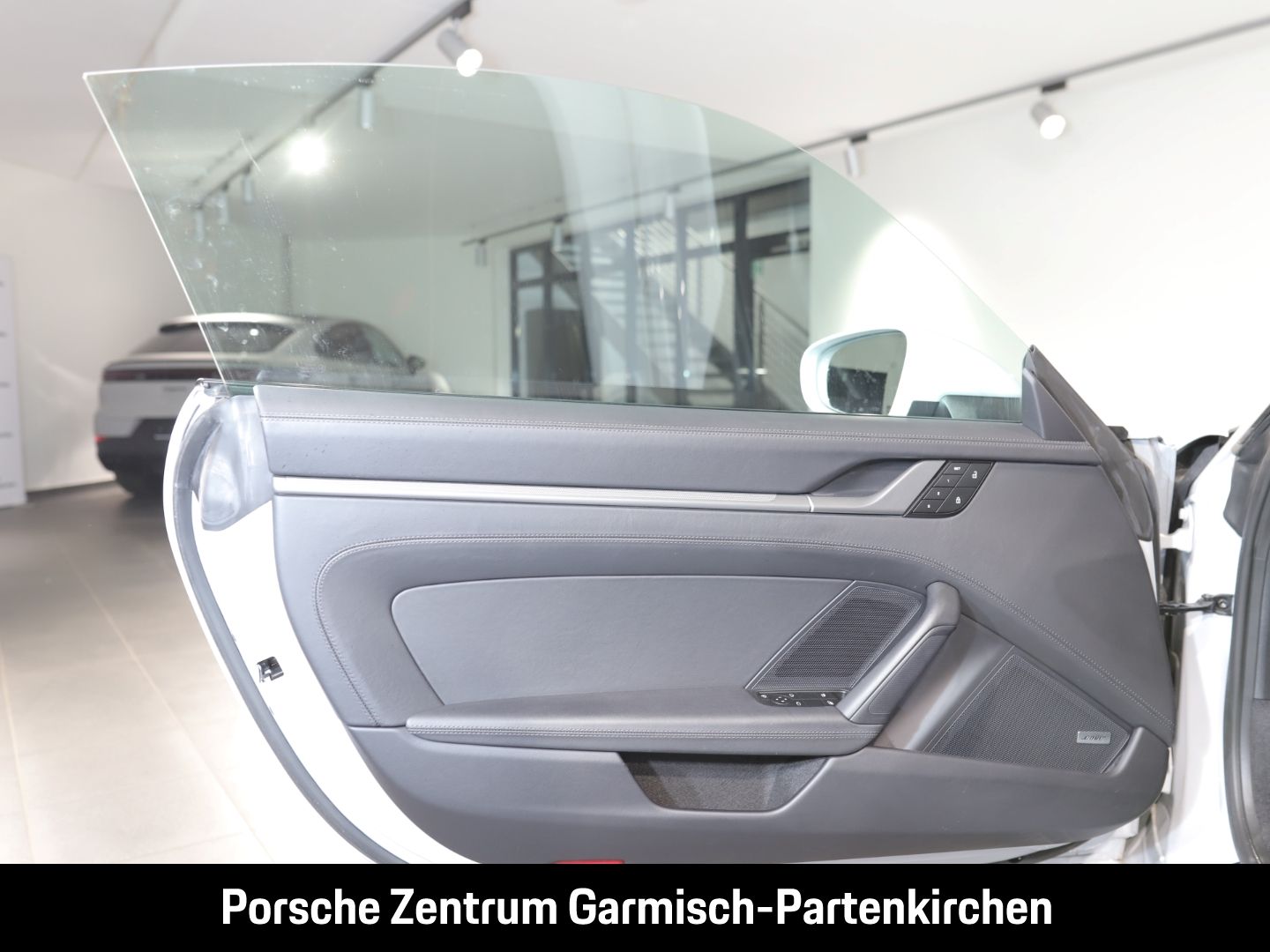 Porsche 992 911 Carrera 4S 360 Kamera LenkradHZG Memory