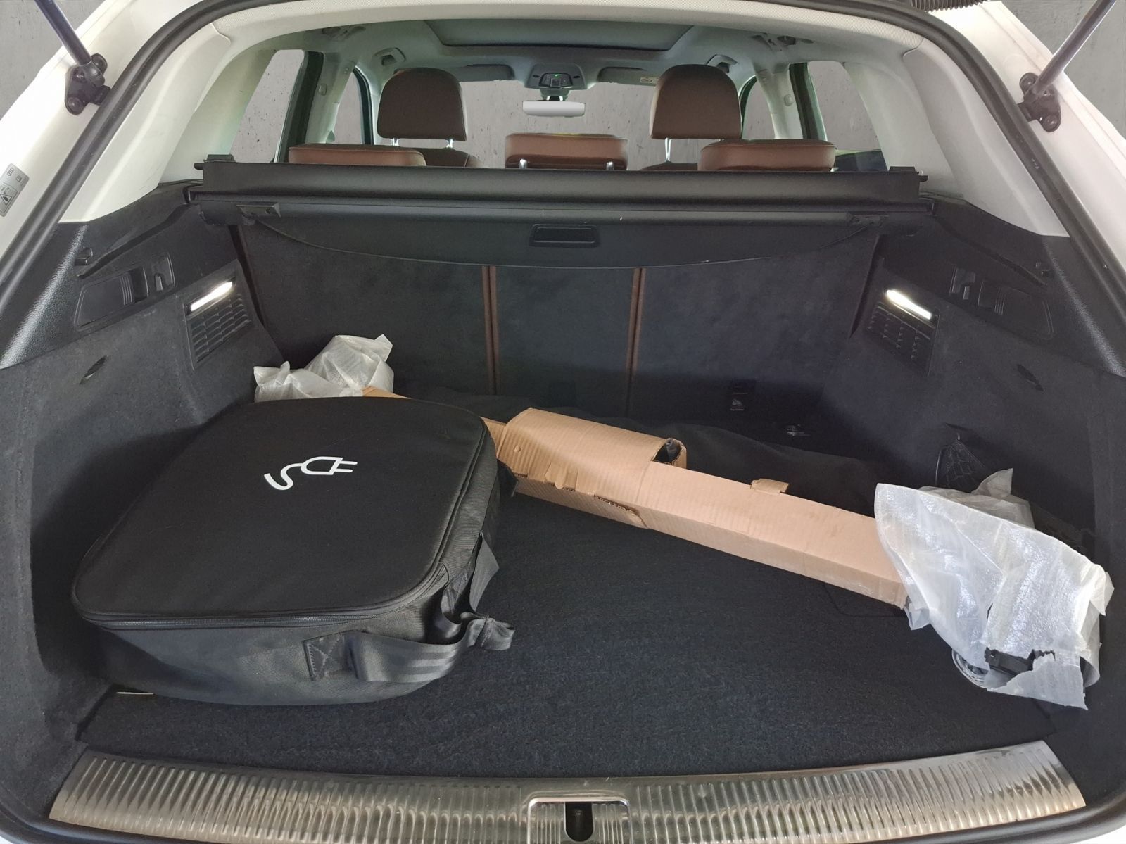 Audi Q5 TFSI e 50 e quattro S tronic - Samsaru's Car Outlet