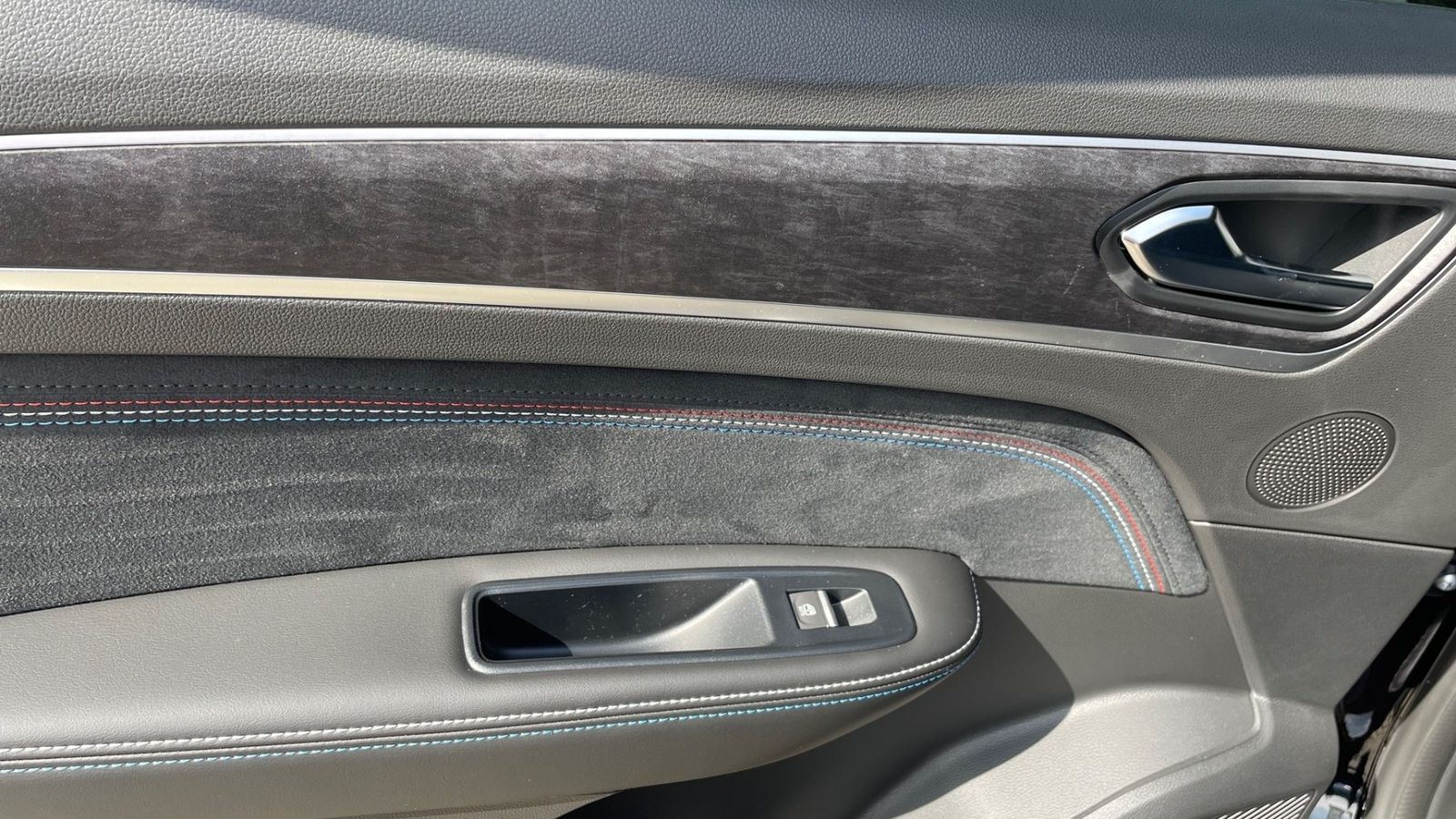 Renault Arkana ESPRIT ALPINE Full Hybrid - Samsaru's Car Outlet
