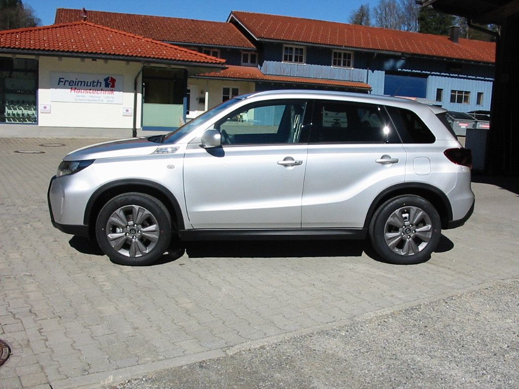 Suzuki Vitara Allrad - Samsaru's Car Outlet