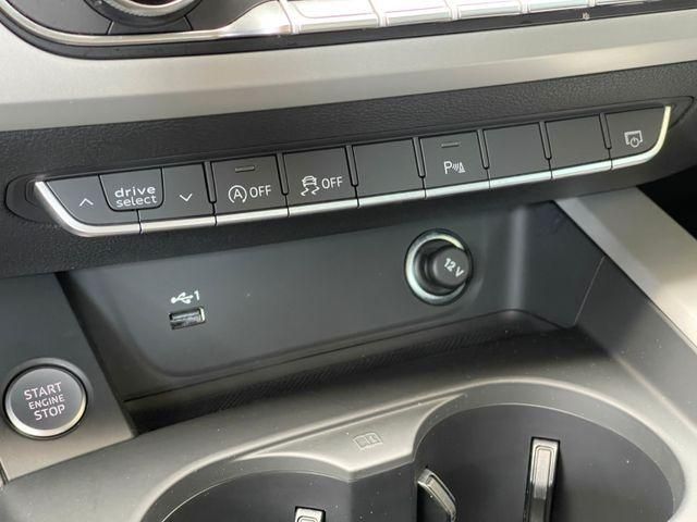 Audi A4 Avant 40 TFSI S line - Samsaru's Car Outlet